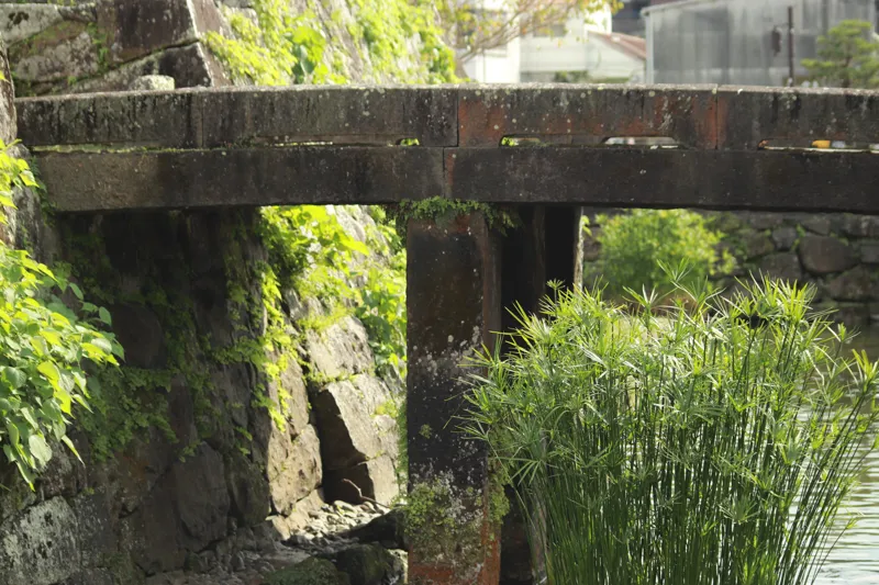 臼杵城 堀に架かる石橋